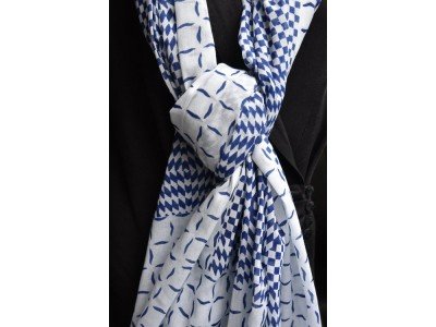 Katoenen sjaal of pareo, blauw en wit, origineel blockprint