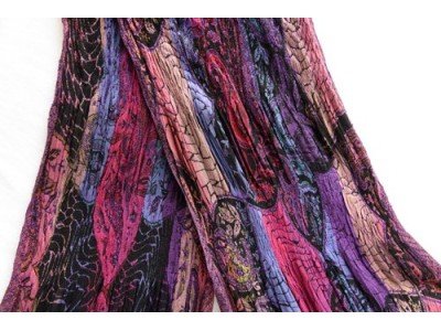Elastische viscose sjaal voor onder een jas, blauw, paars, roze etc