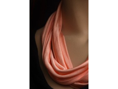 Puur zijden jersey sjaaltje, rond, coral pink, dikke kwaliteit
