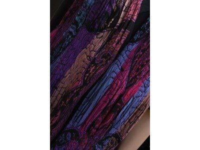 Elastische viscose sjaal voor onder een jas, blauw, paars, roze etc
