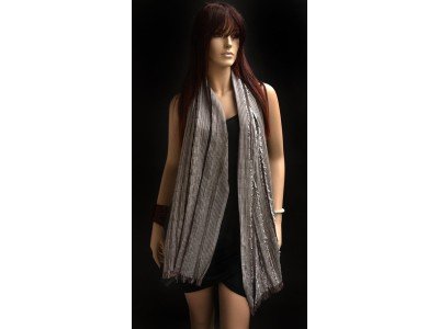 Donkerbruin met taupe en wit, casual ruitjessjaaltje met franjes